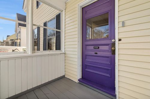 32 Hill St, Dover NH  03820-3111 exterior