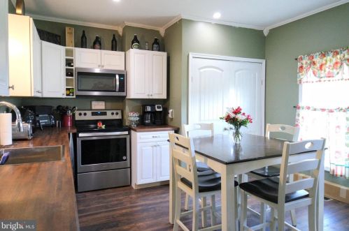 465 Readus Rd, Edinburg VA  22824-2917 exterior