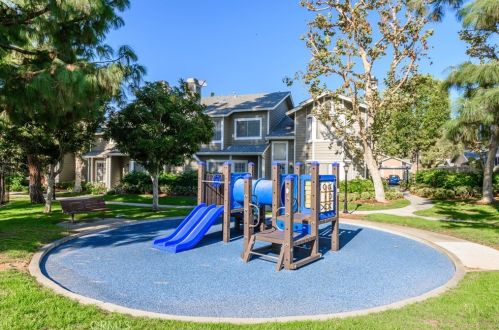 96 Monroe, Irvine CA  92620-3640 exterior