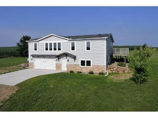 31506 Alta Ave, Waterford, MN 55057-5440
