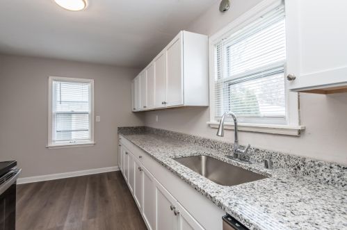 2841 Hartung Ave, Milwaukee WI  53210-1341 exterior