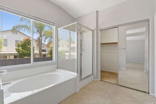 43014 Camino Caruna, Temecula CA  92592-3787 exterior