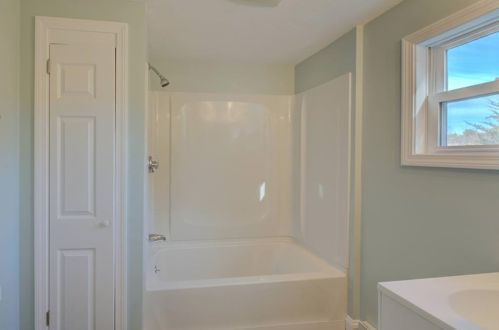 19 Cantaberry Ln, Coventry RI  02816-6903 exterior