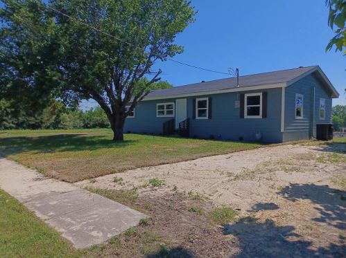 1801 Sayle St, Greenville TX  75401-3129 exterior