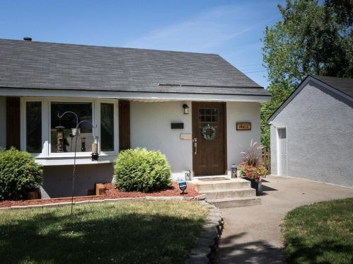 1602 Edgewood Ave, Minneapolis MN  55426-2102 exterior