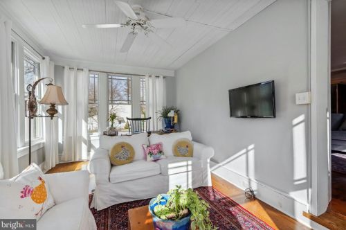 737 Hoover Rd, Blue Bell PA  19422-2015 exterior