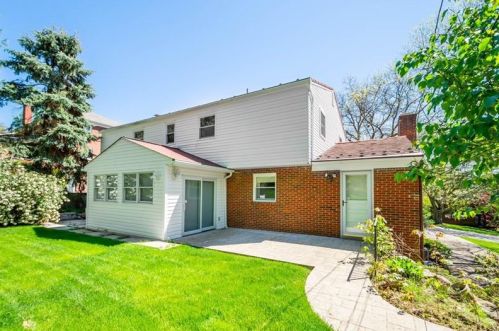 1162 Firwood Dr, Pittsburgh, PA 15243-1825