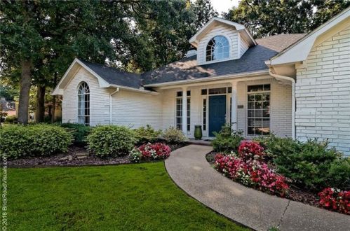 2309 Golden Oaks Dr, Fayetteville, AR 72703-3152