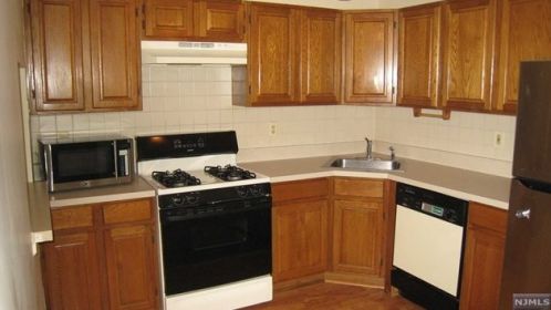 378 Cottonwood Way, Mahwah NJ  07430-2081 exterior