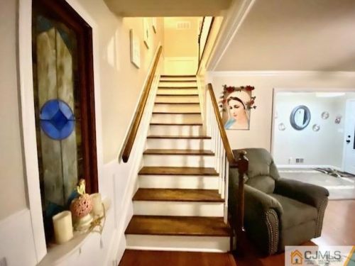 12 Wilmot St, East Brunswick NJ  08816-2149 exterior