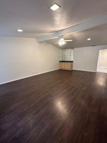 520 Towne House Ln, Richardson TX  75081-3528 exterior