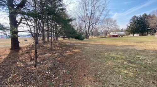 96 Division Rd, Valpo IN  46383-8014 exterior