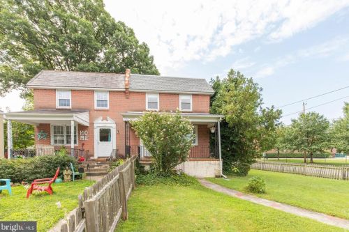 701 Humphreys Rd, Ardmore, PA 19003-2020