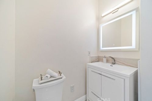 4935 Doreen Ave, Temple City CA  91780-4117 exterior