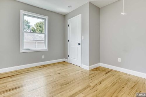 441 Northern Pkwy, Ridgewood NJ  07450-1720 exterior