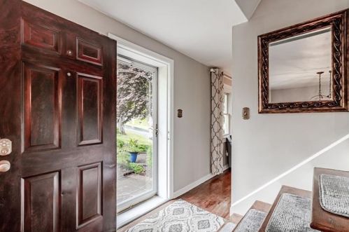 210 Clubview Dr, Canonsburg, PA 15317-3019