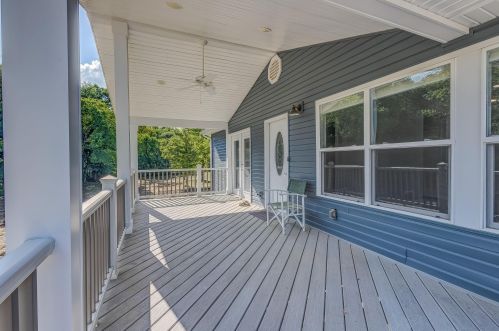 12151 Mcmanis Rd, Mount Vernon, OH 43050-8278
