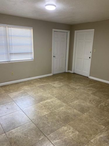 1400 Avenue, Belle Glade, FL 33430-2416