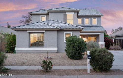 3554 Hopkins Rd, Gilbert, AZ 85295-2122