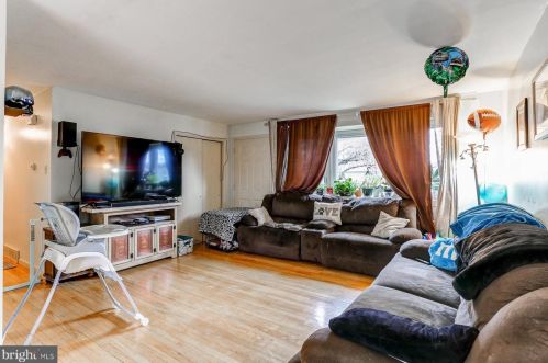 6328 Chesterfield Ln, Navy Sup Dpt PA  17050-2820 exterior