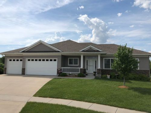 707 Ground Plum Cir, Twin View Heights, IA 52333-4720