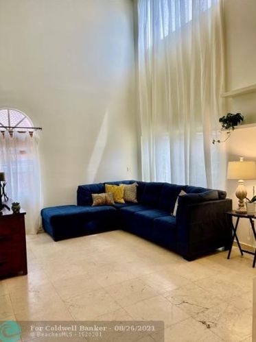 1031 187th Ave, Hollywood FL  33029-2913 exterior