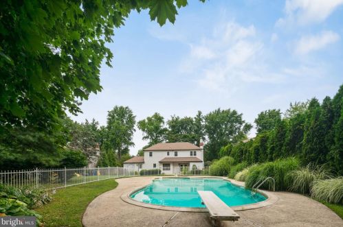 20 Llanberris Rd, Cynwyd, PA 19004-2403