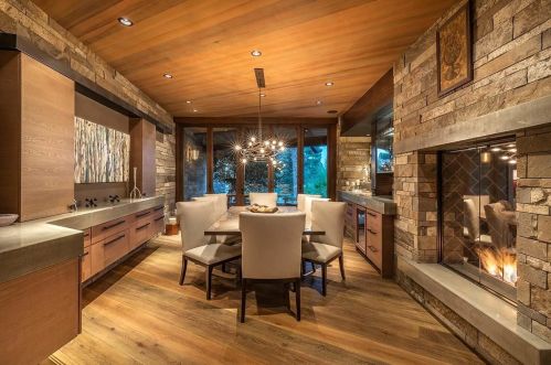 8209 Valhalla Dr, Truckee CA 96161-3300 exterior