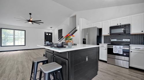 362 Green Apple Pl, Pataskala OH  43062-7457 exterior