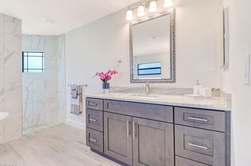 2227 2 Ter, Cape Coral FL  33990-1024 exterior