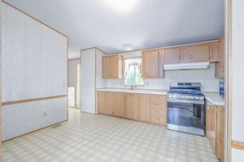 195 Cedar Pkwy, Oroville CA  95966-6268 exterior