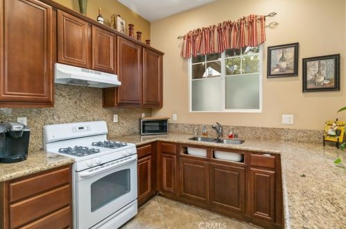 13225 Murano Ave, Chino CA  91710-8117 exterior