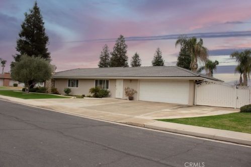 5800 Sally Ave, Bakersfield, CA 93308-2917