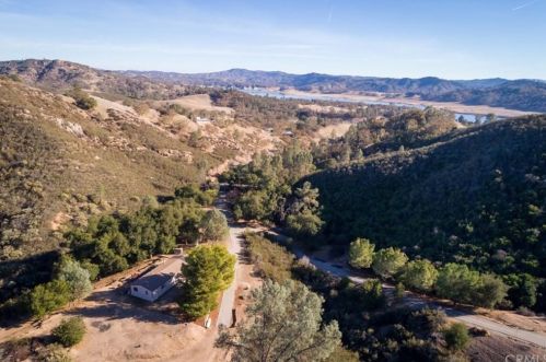 6010 Nacimiento Shores Rd, Lake Nacimiento CA  93426-6941 exterior