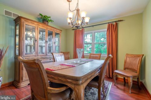 293 Stormfield Dr, Harleysville PA  19438-2330 exterior