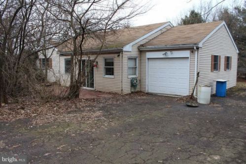 267 Harleysville Pike, Souderton PA  18964-2139 exterior