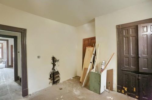 2620 California Ave, Pittsburgh PA 15212-2669 exterior