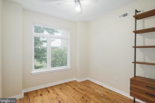 420 Federal St, Philadelphia PA  19147-5208 exterior