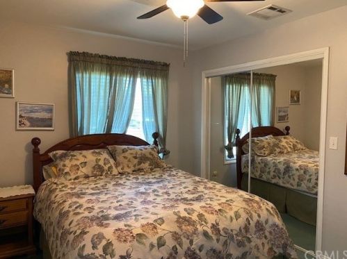 9237 Manzanar Ave, Downey CA  90240-2807 exterior