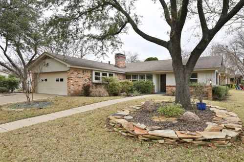 1336 Chippewa Dr, Richardson TX  75080-3707 exterior