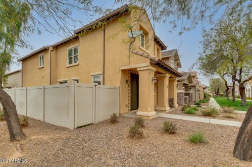 3885 Posse Trl, Gilbert, AZ 85297-7498