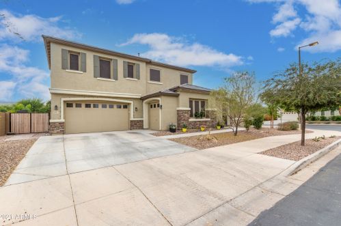 18973 Reins Rd, Queen Creek, AZ 85142