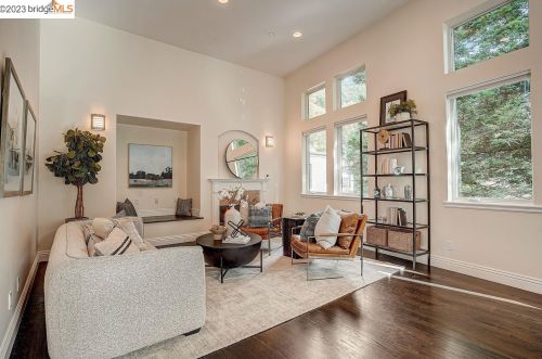 7164 Buckingham Blvd, Berkeley CA  94705-1715 exterior