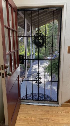 8584 Harwell Dr, San Diego, CA 92119-1917