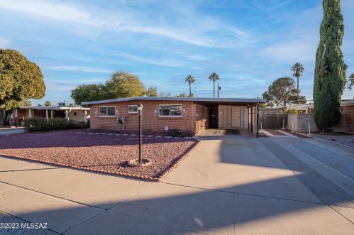 1261 Mcmillan St, Tucson, AZ 85705-2520