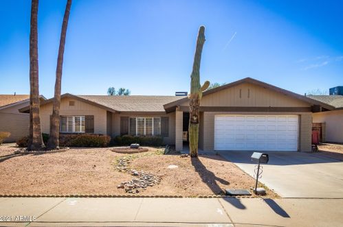 8707 Cheery Lynn Rd, Scottsdale, AZ 85251-5015