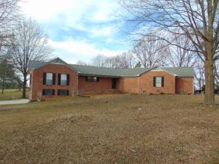 2479 Saint John Ave, Dyersburg, TN 38024-1733