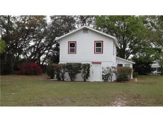 517 11th Ave, Largo, FL 33770-1165