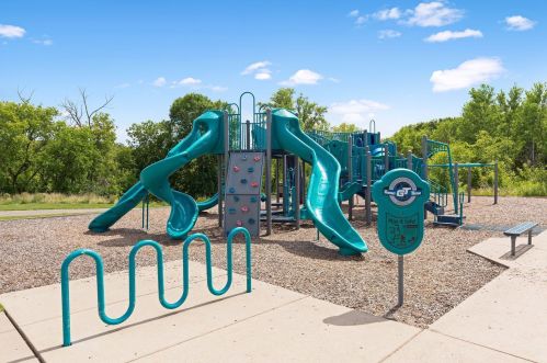 15214 60th Ave, Minneapolis MN  55446-4542 exterior