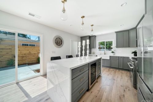 809 Harvard St, Glendale CA  91205-1208 exterior